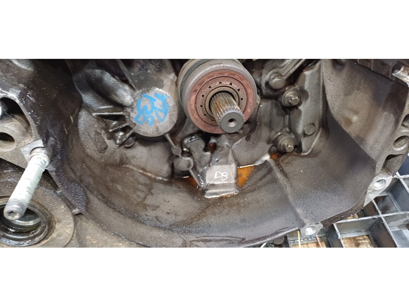 Recambio de caja cambios para renault megane ii berlina 3p confort authentique referencia OEM IAM JH3142 7701717355 