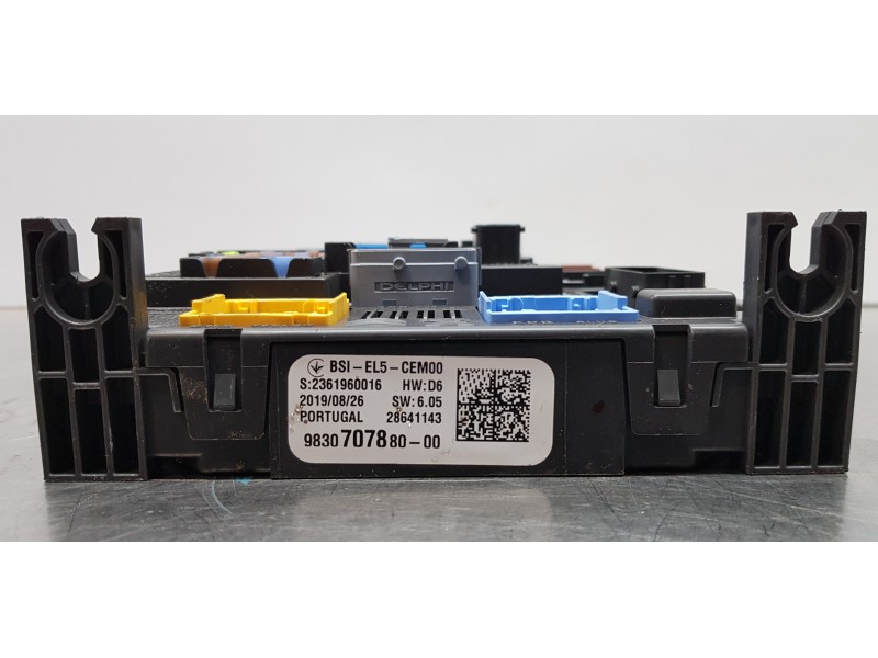 Recambio de caja reles / fusibles para citroen c4 grand picasso spacetourer referencia OEM IAM 9830707880 BSIEL5 28641143