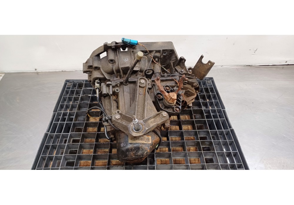 Recambio de caja cambios para renault megane ii berlina 3p confort authentique referencia OEM IAM JH3142 7701717355 