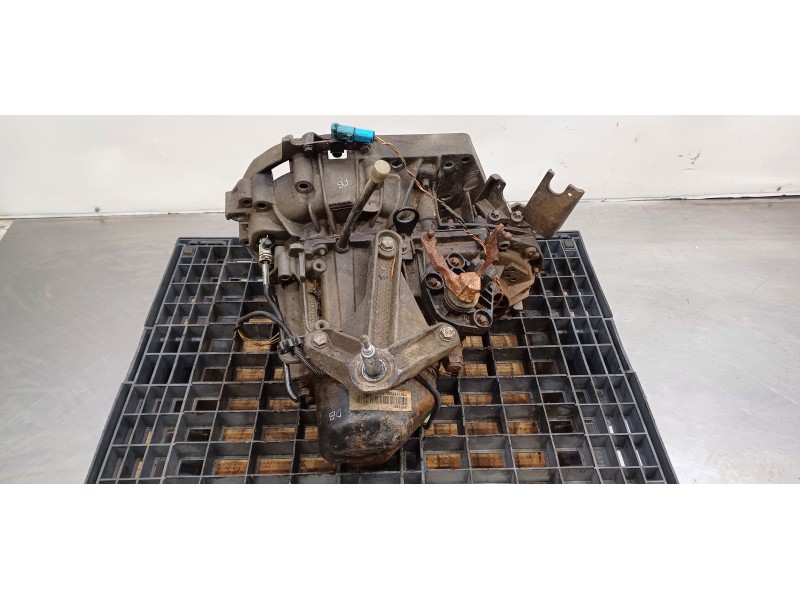 Recambio de caja cambios para renault megane ii berlina 3p confort authentique referencia OEM IAM JH3142 7701717355 