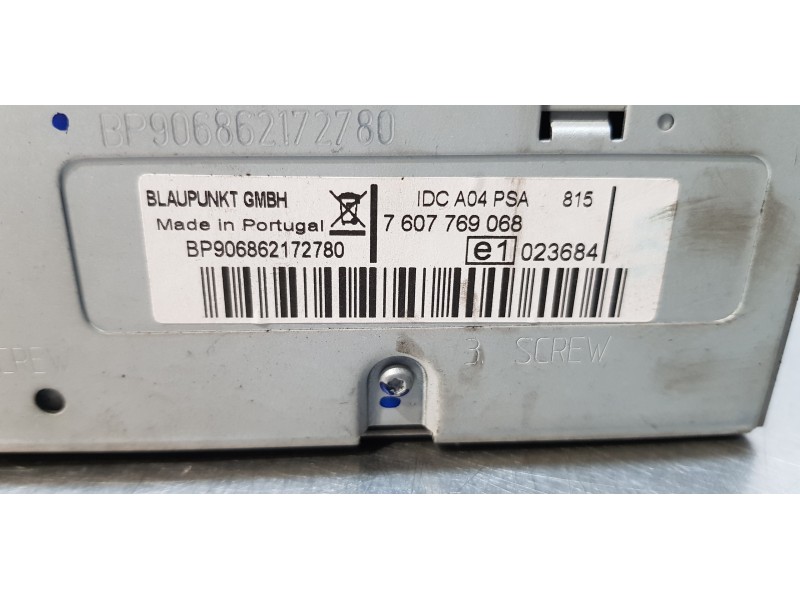 Recambio de sistema audio / radio cd para peugeot 307 break / sw (s1) break xs referencia OEM IAM 9662413277   Recambio de sistema audio / radio cd para peugeot 307 break / sw (s1) break xs referencia OEM IAM 9662413277