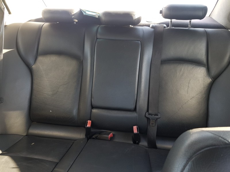 mercedes clase c (w203) berlina del año 2004