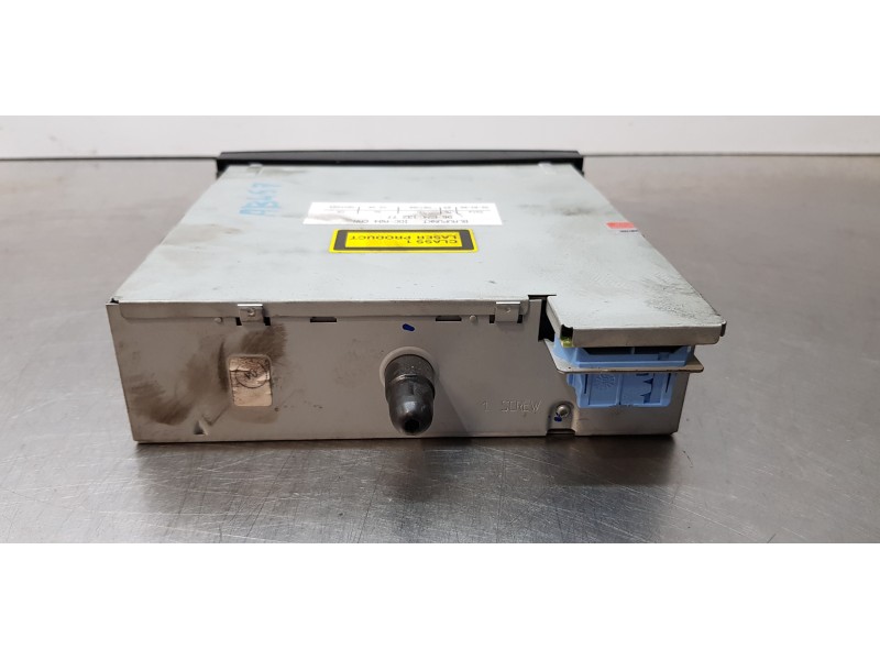 Recambio de sistema audio / radio cd para peugeot 307 break / sw (s1) break xs referencia OEM IAM 9662413277   Recambio de sistema audio / radio cd para peugeot 307 break / sw (s1) break xs referencia OEM IAM 9662413277