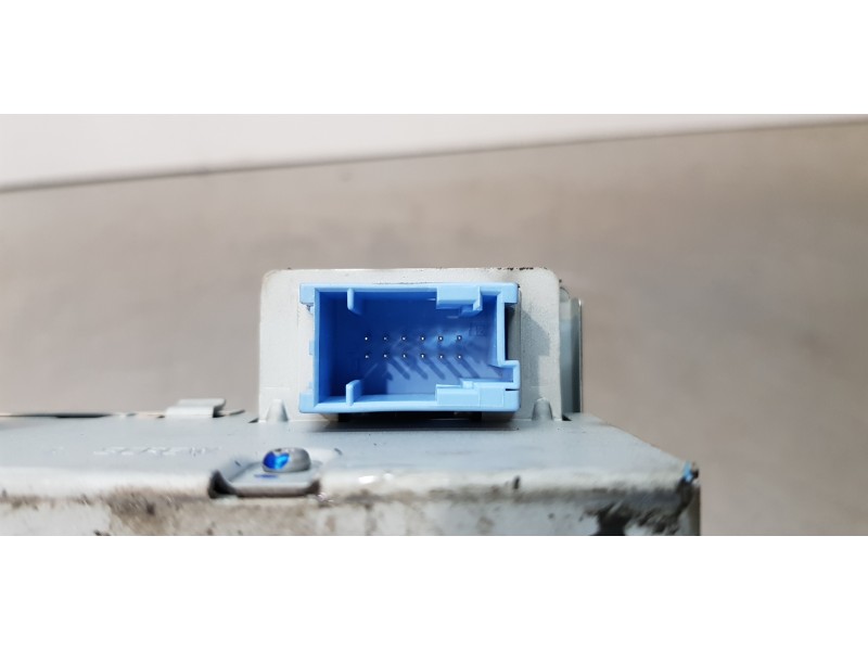 Recambio de sistema audio / radio cd para peugeot 307 break / sw (s1) break xs referencia OEM IAM 9662413277   Recambio de sistema audio / radio cd para peugeot 307 break / sw (s1) break xs referencia OEM IAM 9662413277