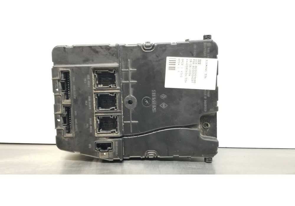Recambio de modulo confort para renault megane ii berlina 3p confort authentique referencia OEM IAM 8200309690  