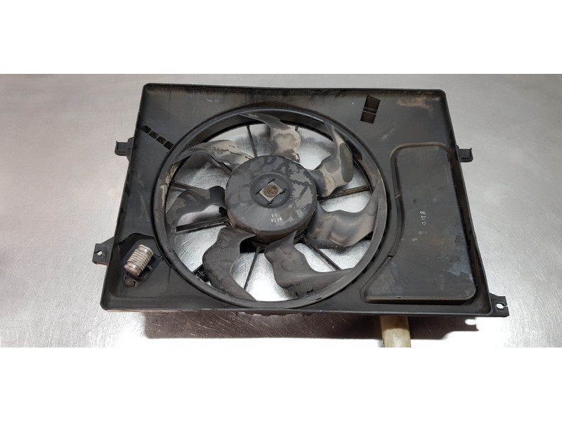 Recambio de electroventilador para hyundai elantra (md) tecno referencia OEM IAM 253803X000  