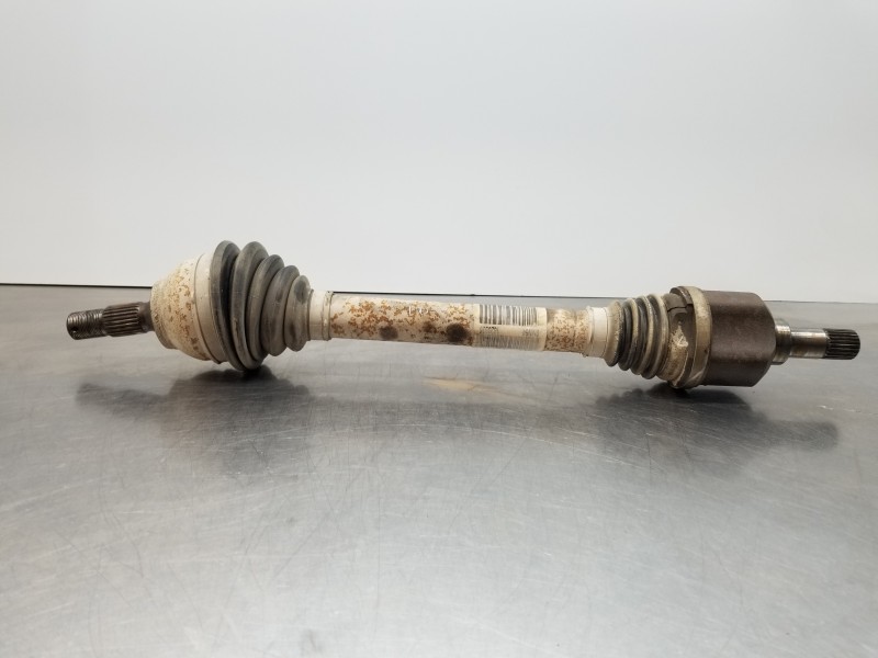 Recambio de transmision delantera izquierda para peugeot 2008 (--.2013) active referencia OEM IAM 3272LG   Recambio de transmision delantera izquierda para peugeot 2008 (--.2013) active referencia OEM IAM 3272LG