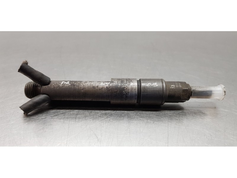 Recambio de inyector para seat leon (1m1) stella referencia OEM IAM 028130202P 0432193696  Recambio de inyector para seat leon (1m1) stella referencia OEM IAM 028130202P 0432193696