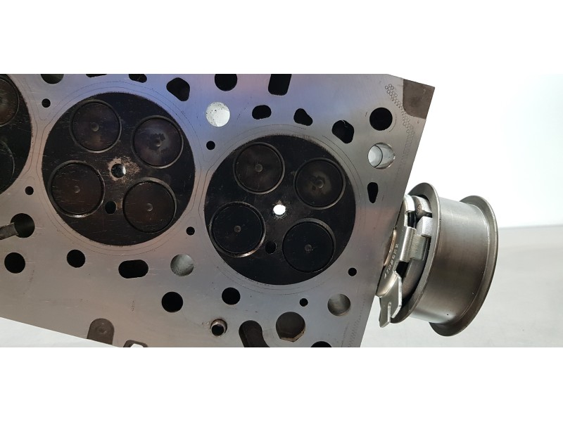 Recambio de culata para volkswagen polo (6c1) advance bluemotion referencia OEM IAM 04B103063H  