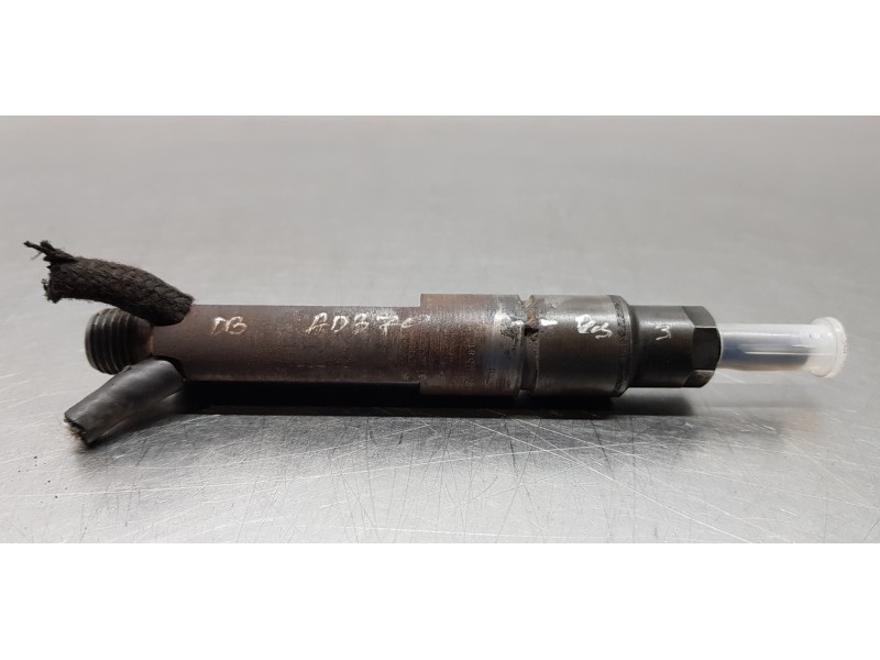 Recambio de inyector para seat leon (1m1) stella referencia OEM IAM 028130202P 0432193696 