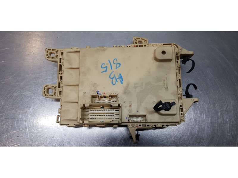 Recambio de caja reles / fusibles para kia carens ( ) concept referencia OEM IAM 91950A4510  