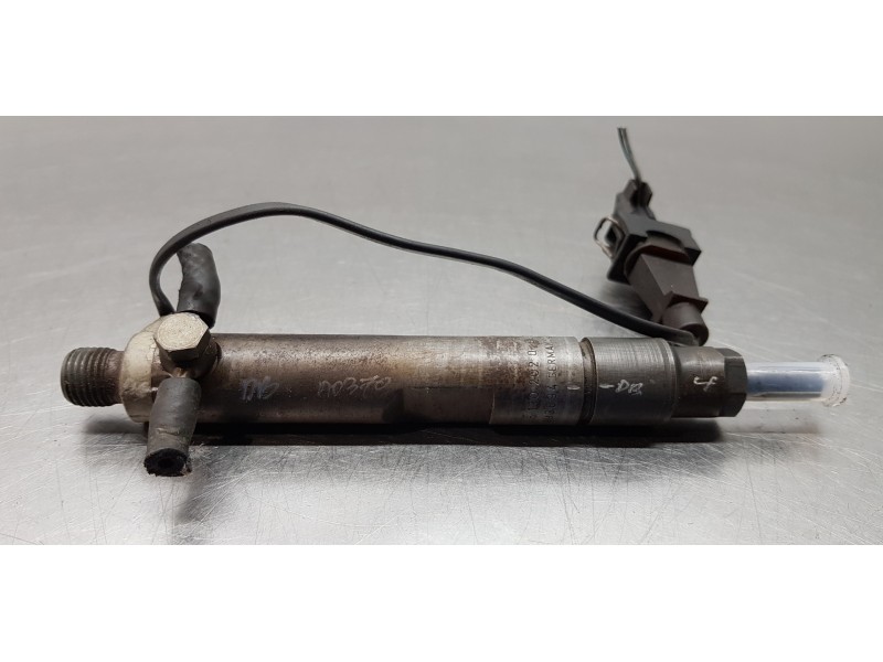 Recambio de inyector para seat leon (1m1) stella referencia OEM IAM 028130202Q 0432193694  Recambio de inyector para seat leon (1m1) stella referencia OEM IAM 028130202Q 0432193694