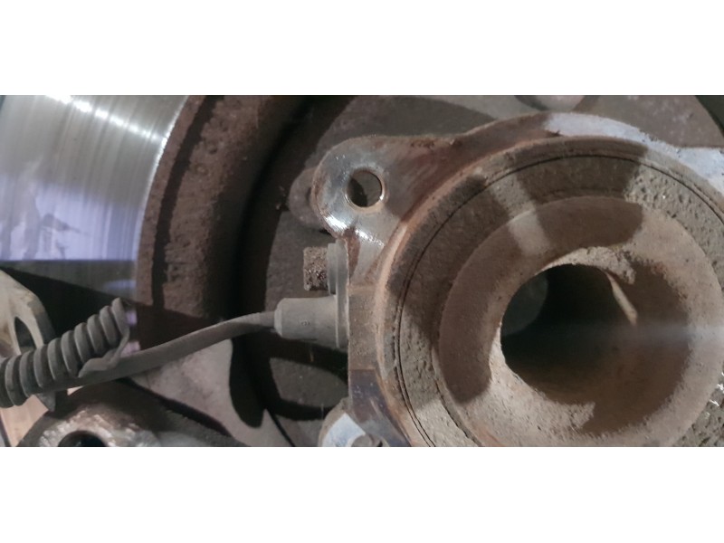 Recambio de mangueta trasera derecha para chrysler grand voyager limited referencia OEM IAM 4721762AE  