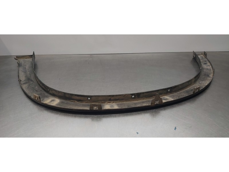 Recambio de aletin delantero derecho para bmw x5 (e70) 3.0d referencia OEM IAM 51777158428  