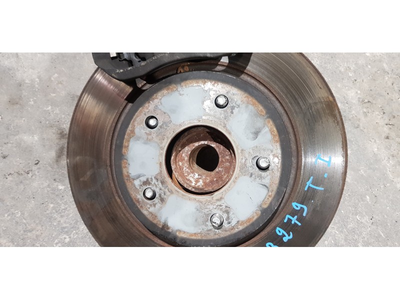 Recambio de mangueta trasera izquierda para chrysler grand voyager limited referencia OEM IAM 4721762AE  