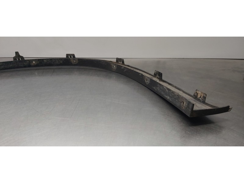 Recambio de aletin delantero derecho para bmw x5 (e70) 3.0d referencia OEM IAM 51777158428  