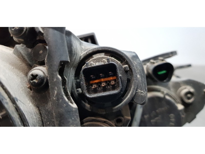 Recambio de faro izquierdo para hyundai elantra (md) tecno referencia OEM IAM 921013X020  