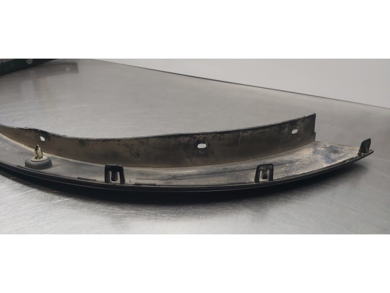 Recambio de aletin trasero izquierdo para bmw x5 (e70) 3.0d referencia OEM IAM 51777158425  