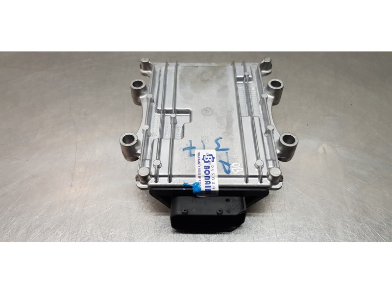 Recambio de centralita cambio automatico para hyundai i30 fastback tecno referencia OEM IAM 9544032BX0 9544132AA0 1A06407X