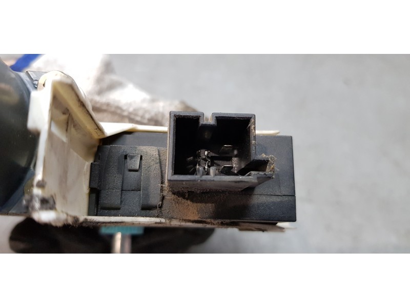 Recambio de motor elevalunas trasero izquierdo para audi a6 berlina (4f2) 3.2 fsi referencia OEM IAM 4F0959801A   Recambio de motor elevalunas trasero izquierdo para audi a6 berlina (4f2) 3.2 fsi referencia OEM IAM 4F0959801A