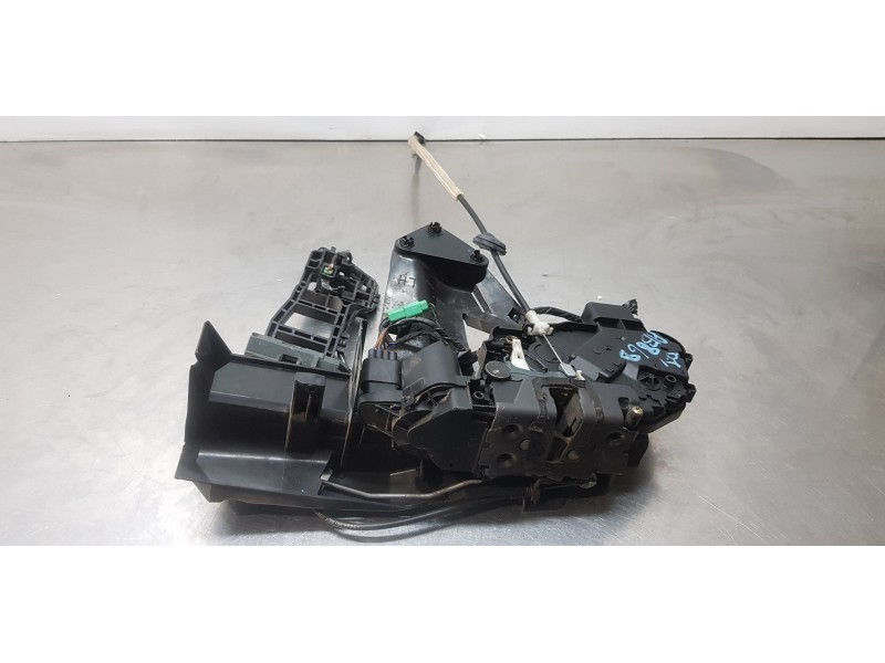 Recambio de cerradura puerta delantera izquierda para ford focus berlina (cap) ghia referencia OEM IAM 3M5AR21813BJ   Recambio de cerradura puerta delantera izquierda para ford focus berlina (cap) ghia referencia OEM IAM 3M5AR21813BJ