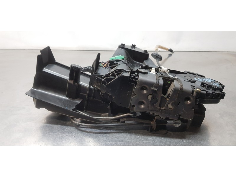 Recambio de cerradura puerta delantera izquierda para ford focus berlina (cap) ghia referencia OEM IAM 3M5AR21813BJ   Recambio de cerradura puerta delantera izquierda para ford focus berlina (cap) ghia referencia OEM IAM 3M5AR21813BJ