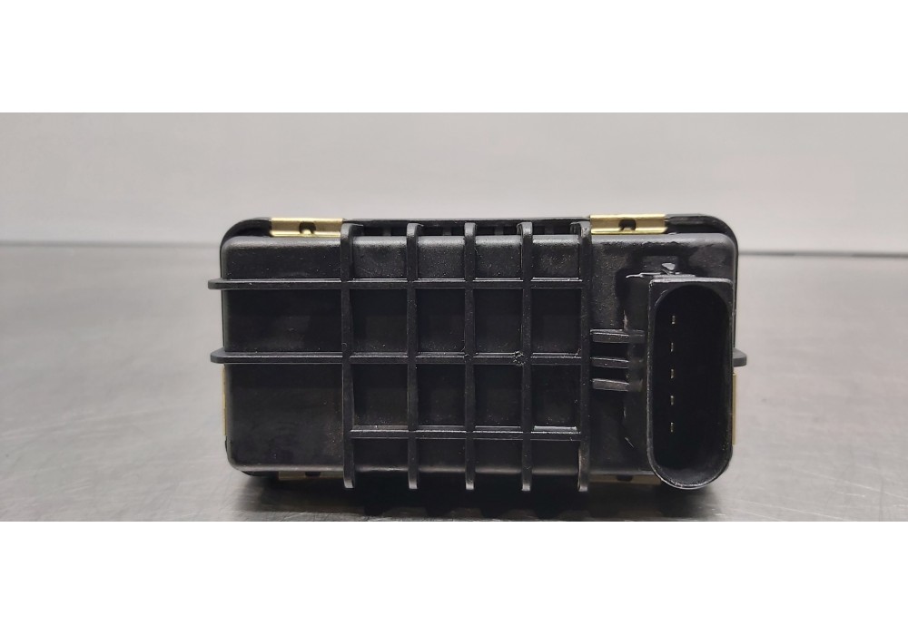 Recambio de modulo electronico para mercedes clase clk (w207) coupe 350 cdi blueefficiency (207.322) referencia OEM IAM A6420908