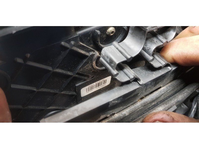 Recambio de cerradura puerta delantera izquierda para ford focus berlina (cap) ghia referencia OEM IAM 3M5AR21813BJ   Recambio de cerradura puerta delantera izquierda para ford focus berlina (cap) ghia referencia OEM IAM 3M5AR21813BJ