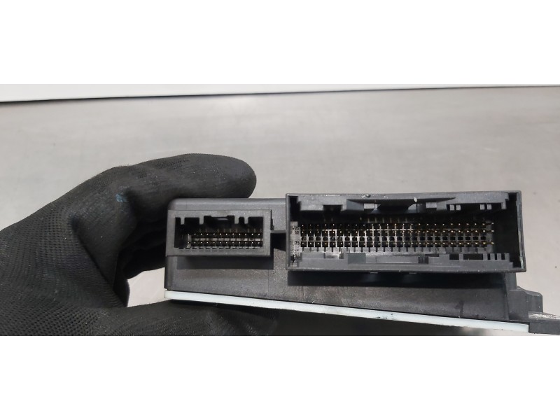 Recambio de centralita airbag para renault scenic iii dynamique referencia OEM IAM 285589605R  