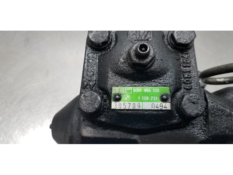 Recambio de caja direccion para bmw serie 5 berlina (e34) 525tds referencia OEM IAM 32131141813 8051955126  Recambio de caja direccion para bmw serie 5 berlina (e34) 525tds referencia OEM IAM 32131141813 8051955126
