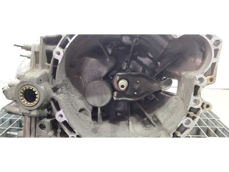 Recambio de caja cambios para peugeot 407 st confort referencia OEM IAM 20MB02  