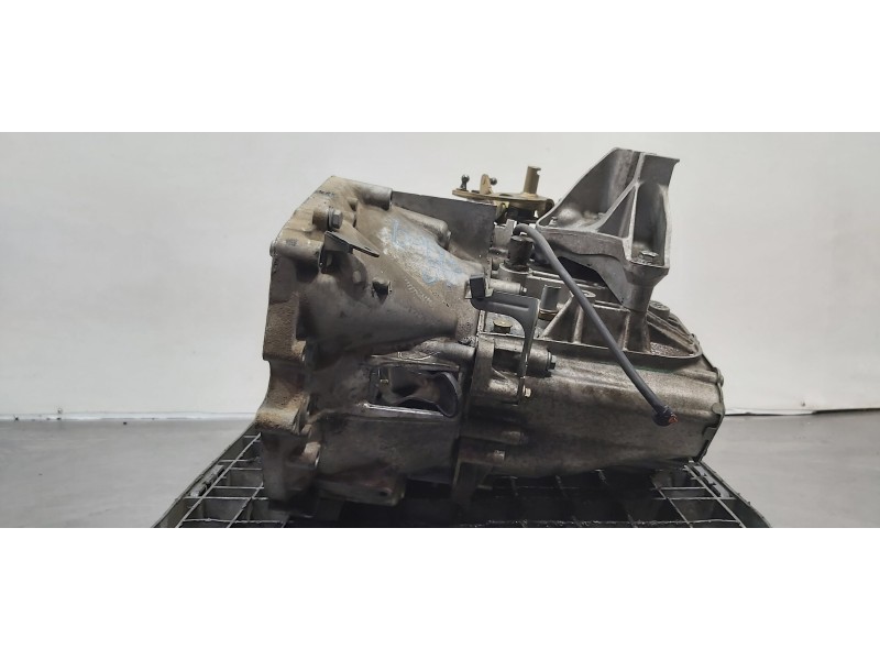 Recambio de caja cambios para peugeot 407 st confort referencia OEM IAM 20MB02  