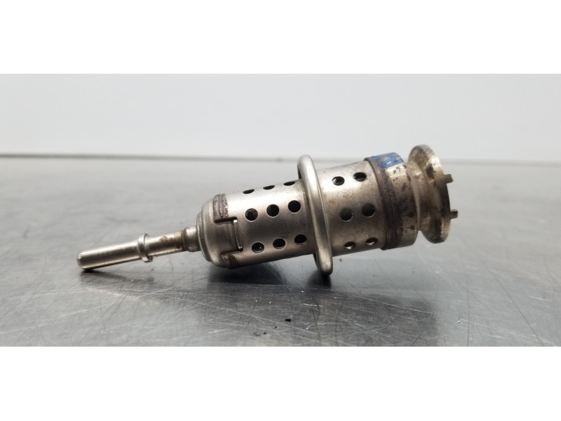 Recambio de inyector para citroen c4 grand picasso exclusive referencia OEM IAM 9801187080 9813676080  Recambio de inyector para citroen c4 grand picasso exclusive referencia OEM IAM 9801187080 9813676080