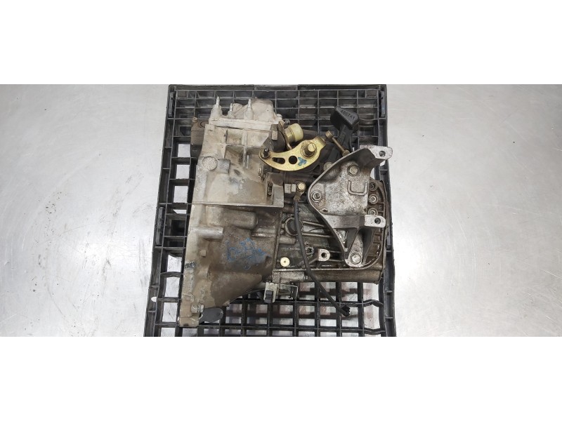 Recambio de caja cambios para peugeot 407 st confort referencia OEM IAM 20MB02  
