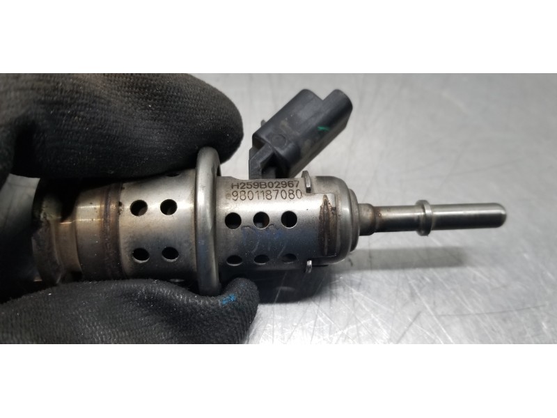 Recambio de inyector para citroen c4 grand picasso exclusive referencia OEM IAM 9801187080 9813676080  Recambio de inyector para citroen c4 grand picasso exclusive referencia OEM IAM 9801187080 9813676080