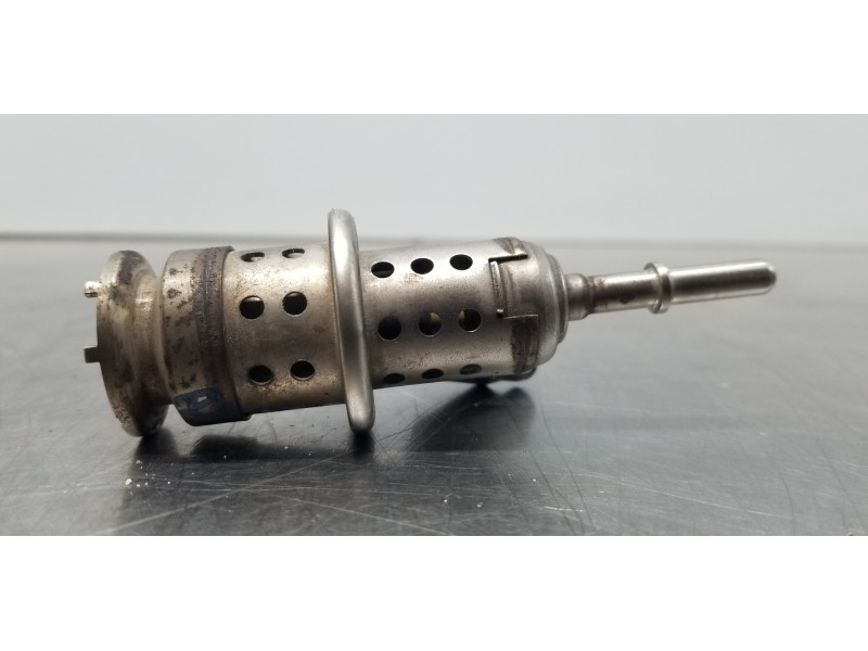 Recambio de inyector para citroen c4 grand picasso exclusive referencia OEM IAM 9801187080 9813676080  Recambio de inyector para citroen c4 grand picasso exclusive referencia OEM IAM 9801187080 9813676080