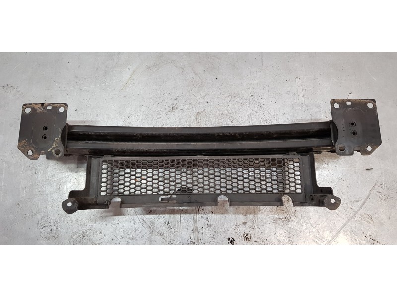 Recambio de refuerzo paragolpes delantero para chrysler grand voyager limited referencia OEM IAM 5113162AA  