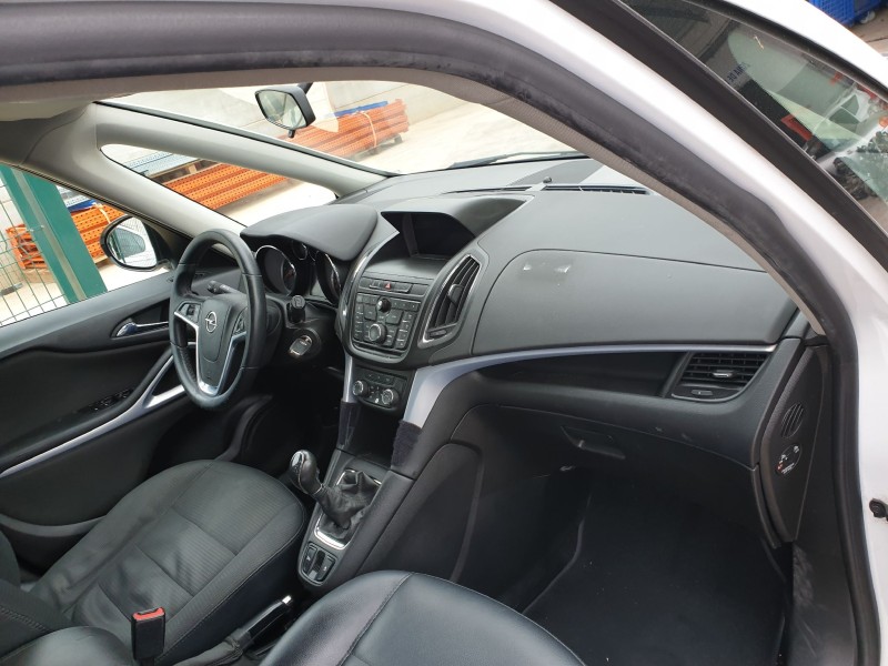 opel zafira tourer del año 2015