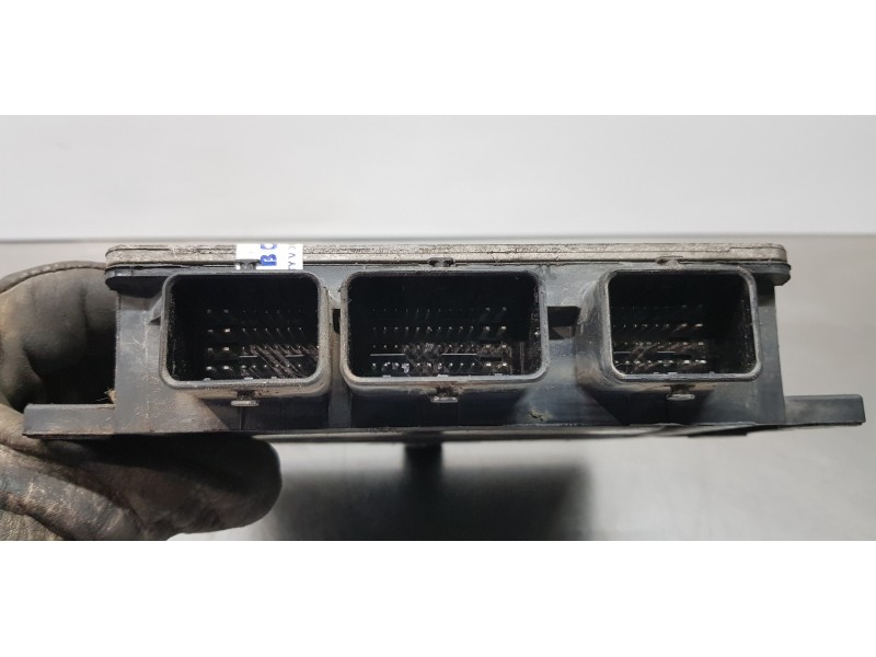 Recambio de centralita motor uce para renault modus confort dynamique referencia OEM IAM 8200398934 8200449080 