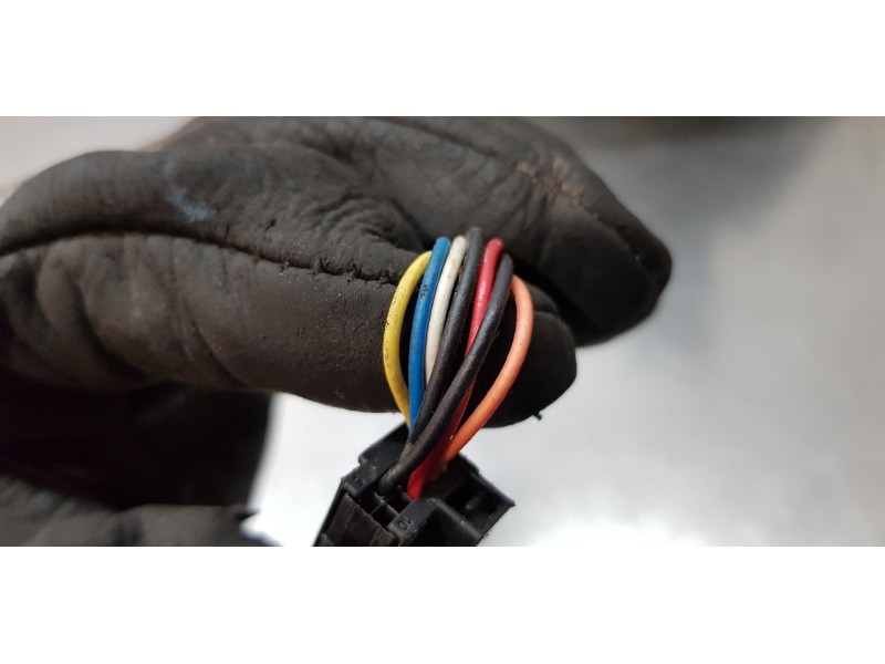 Recambio de retrovisor derecho para chrysler grand voyager limited referencia OEM IAM 1AN401XRAA  