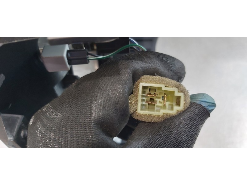 Recambio de apoyabrazos central para ssangyong actyon 200 xdi 4wd limited referencia OEM IAM 7790032203LAM   Recambio de apoyabrazos central para ssangyong actyon 200 xdi 4wd limited referencia OEM IAM 7790032203LAM