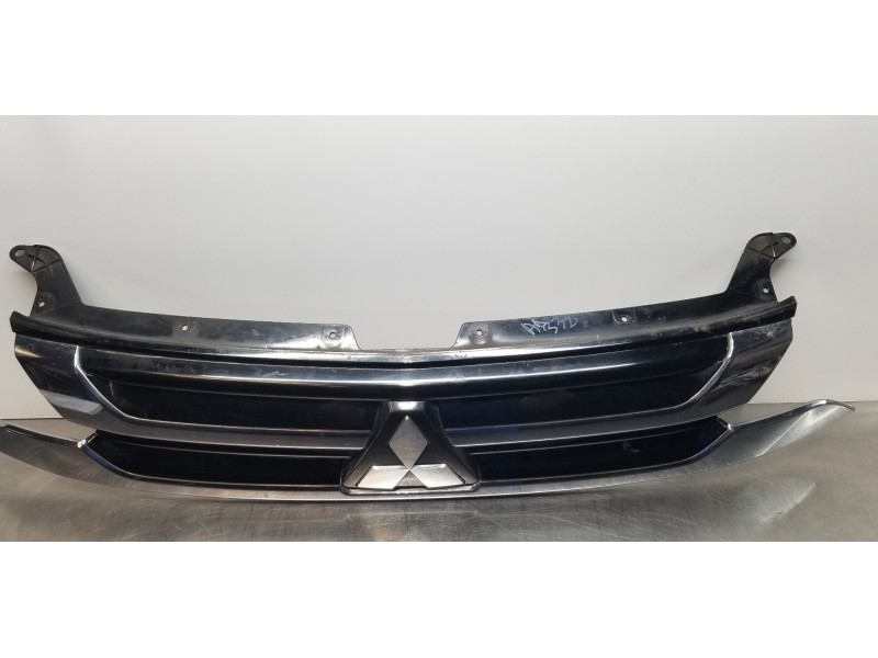 Recambio de rejilla delantera para mitsubishi outlander (gf0) phev kaiteki 4wd referencia OEM IAM 7450A638 7450A992 
