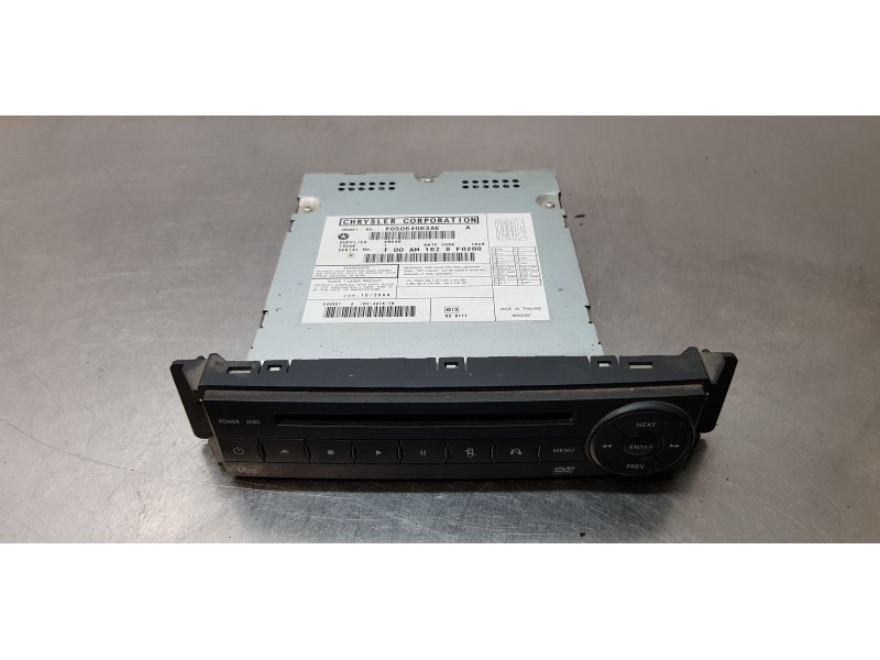 Recambio de sistema audio / radio cd para chrysler grand voyager limited referencia OEM IAM 05064063AE  