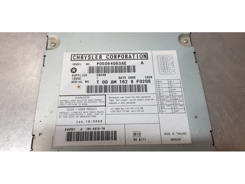 Recambio de sistema audio / radio cd para chrysler grand voyager limited referencia OEM IAM 05064063AE  