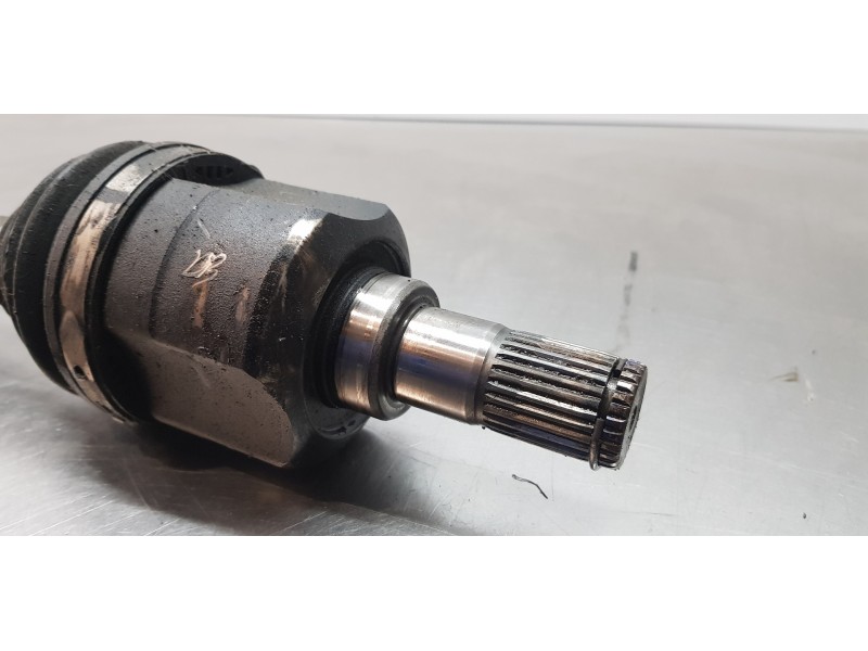 Recambio de transmision delantera derecha para kia carens ( ) basic referencia OEM IAM 49501A4220  