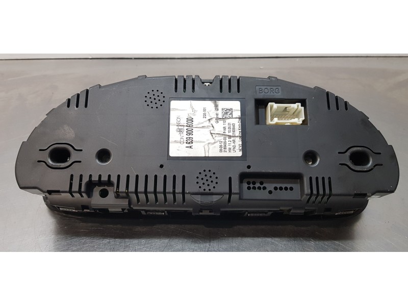 Recambio de cuadro instrumentos para mercedes vito kasten (639) 116 cdi effect kompakt (639.601) referencia OEM IAM A6399006000  Recambio de cuadro instrumentos para mercedes vito kasten (639) 116 cdi effect kompakt (639.601) referencia OEM IAM A6399006000