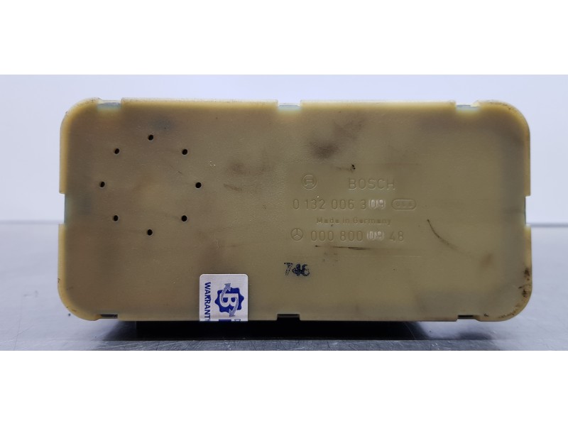 Recambio de centralita cierre para mercedes clase s (w126) berlina+coupe se 300 referencia OEM IAM 0008000948 0132006309  Recambio de centralita cierre para mercedes clase s (w126) berlina+coupe se 300 referencia OEM IAM 0008000948 0132006309