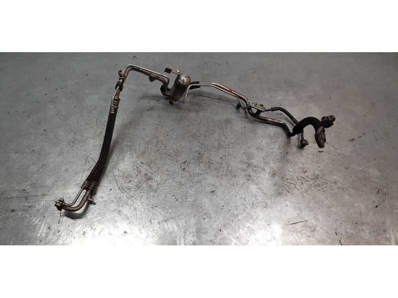 Recambio de tubos aire acondicionado para chrysler grand voyager limited referencia OEM IAM 04677595AB  