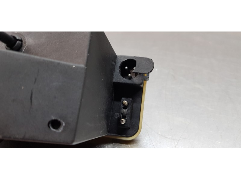 Recambio de centralita cierre para mercedes clase s (w126) berlina+coupe se 300 referencia OEM IAM 0008000948 0132006309  Recambio de centralita cierre para mercedes clase s (w126) berlina+coupe se 300 referencia OEM IAM 0008000948 0132006309