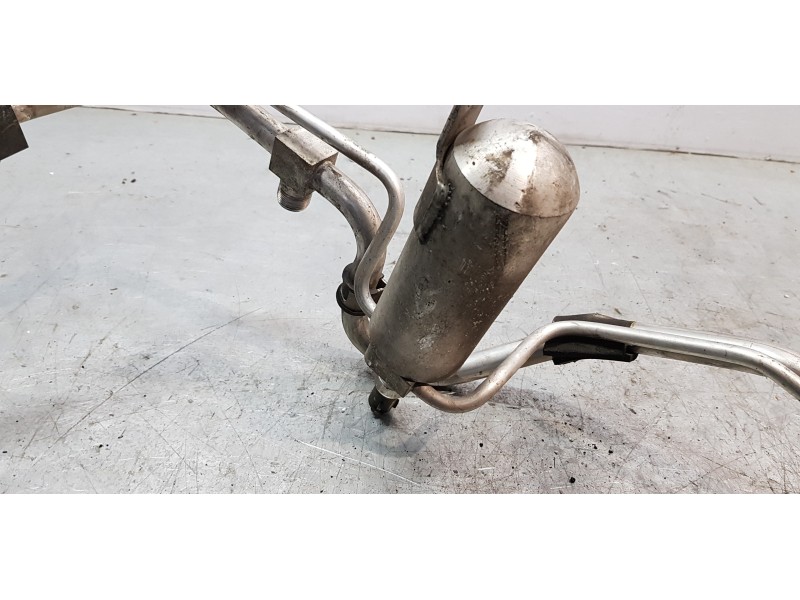 Recambio de tubos aire acondicionado para chrysler grand voyager limited referencia OEM IAM 04677595AB  